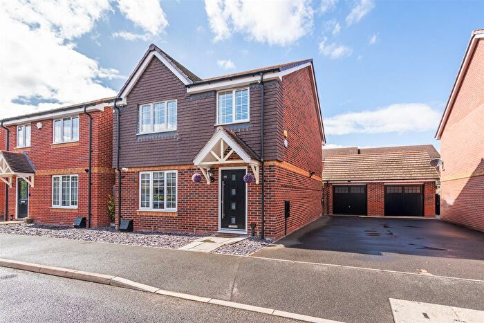 4 Bedroom Detached House For Sale In Barton Drive, Knowle, Solihull, B93