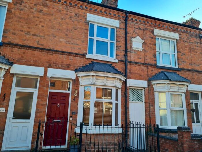 3 Bedroom House To Rent In Clifford Street, Wigston, LE18