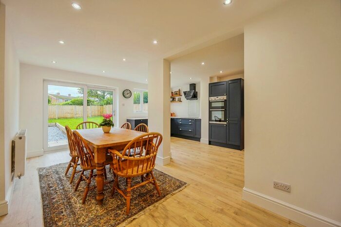 3 Bedroom Semi-Detached House For Sale In Saredon Road, Shareshill, Wolverhampton, Staffordshire, WV10