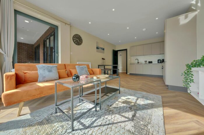 2 Bedroom Flat To Rent In Canberra Road, London, W13