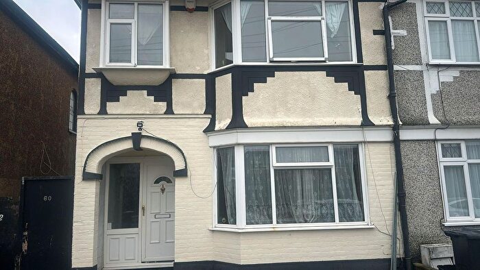 3 Bedroom Semi Detached House To Rent In Huxley Drive, Romford, RM6