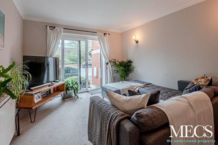 1 Bedroom Flat To Rent In Forest Drive, Birmingham, B17