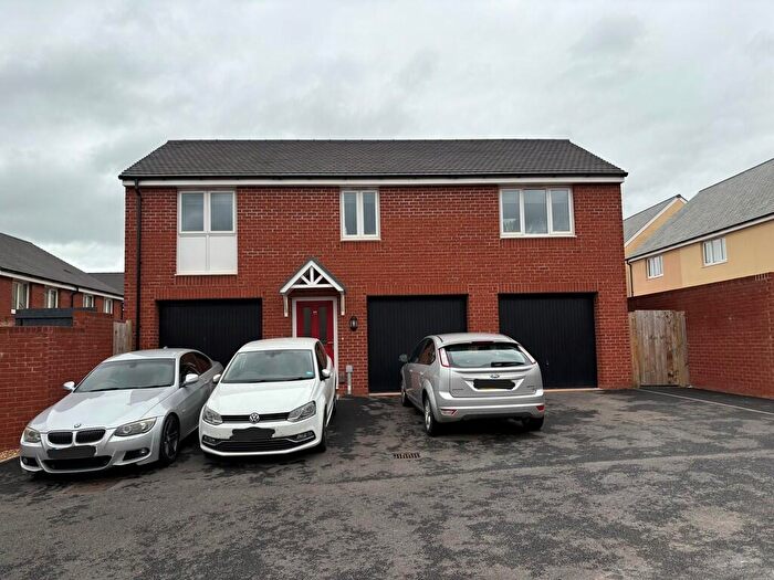 2 Bedroom Coach House To Rent In Calves Close, Cranbrook, EX5