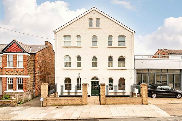 1 Bedroom Flat For Sale In North Road, Kew, TW9