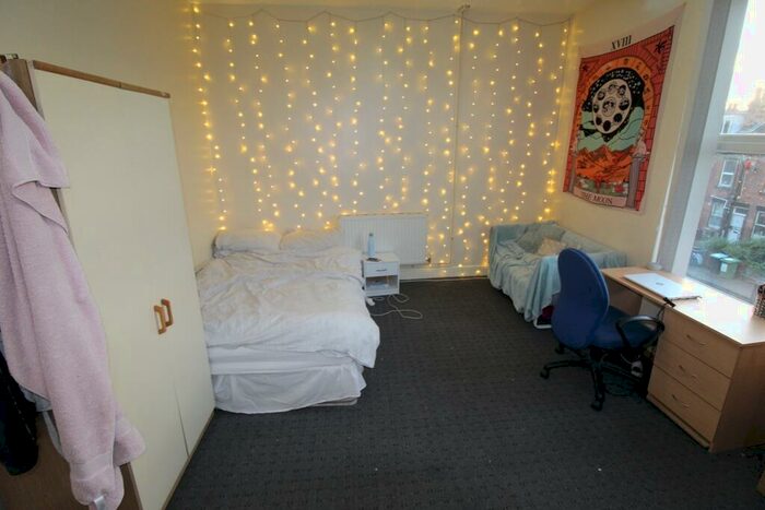 7 Bedroom House To Rent In Ebor Place, Leeds, West Yorkshire, LS6