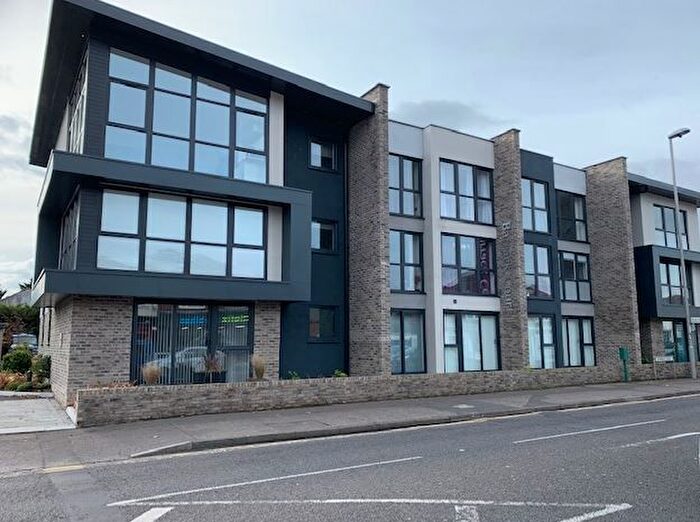 1 Bedroom Flat To Rent In Barrack Court, Christchurch, BH23