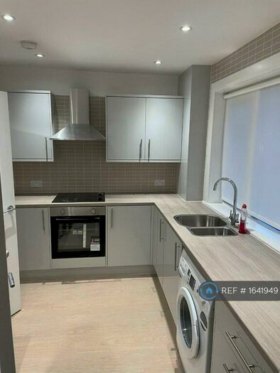 3 Bedroom Terraced House To Rent In Skene Street, Bonnybridge, FK4