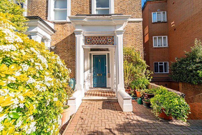 1 Bedroom Flat For Sale In Crescent Road, Crouch End, N8