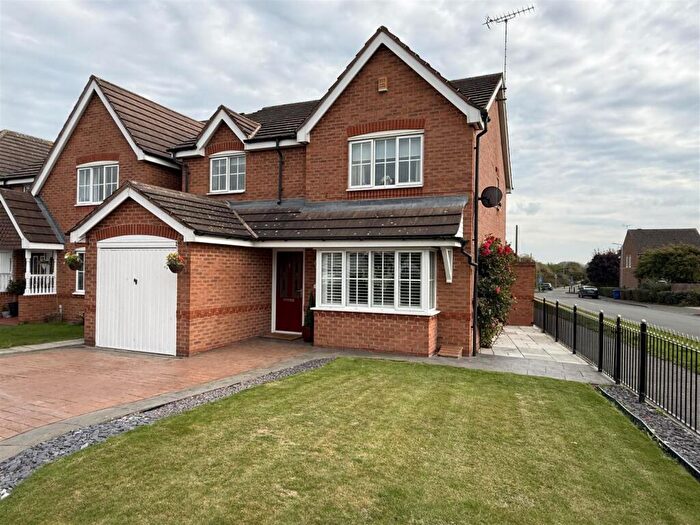 3 Bedroom Detached House For Sale In Churchward Drive, Stretton, Burton-On-Trent, DE13