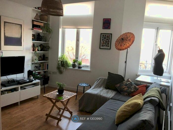 1 Bedroom Flat To Rent In Woodgrange Road, London E7