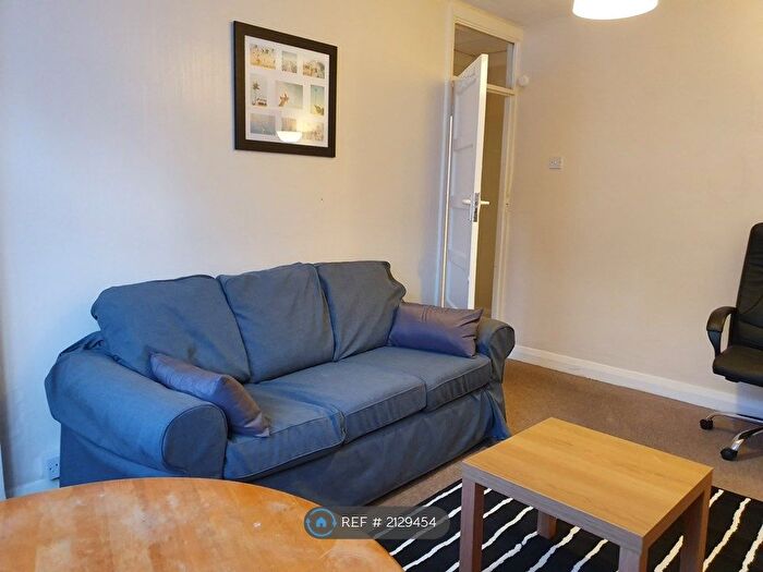 1 Bedroom Flat To Rent In Carlyon Road, Alperton, HA0