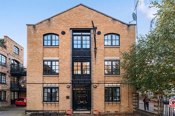 1 Bedroom Flat For Sale In Maltings Place, Tower Bridge Road ., SE1