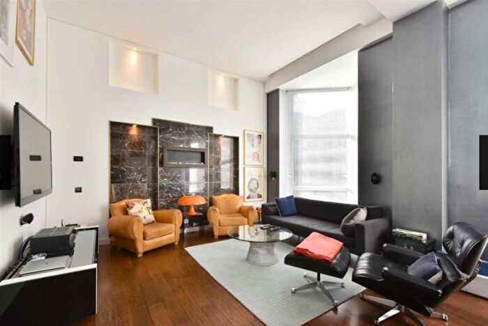 2 Bedroom Apartment To Rent In Hall Road, St Johns Wood, NW8