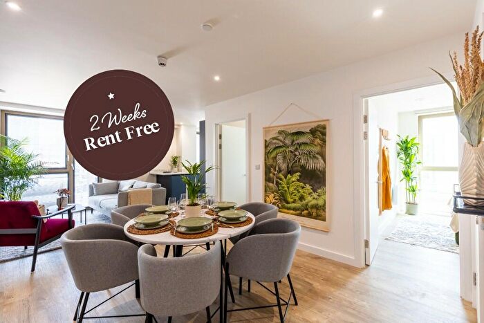 3 Bedroom Flat To Rent In Flat, Kangaroo Works, Rockingham Street, Sheffield, S1