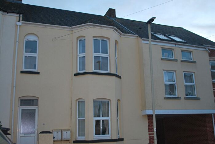 2 Bedroom Flat To Rent In Danby Terrace, Exmouth, EX8