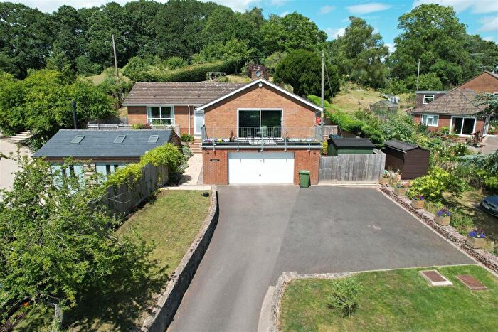 3 Bedroom Detached Bungalow For Sale In Forge Lane, Upleadon, Newent, GL18