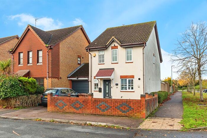 3 Bedroom Detached House For Sale In Tamar Close, Great Ashby, Stevenage, SG1
