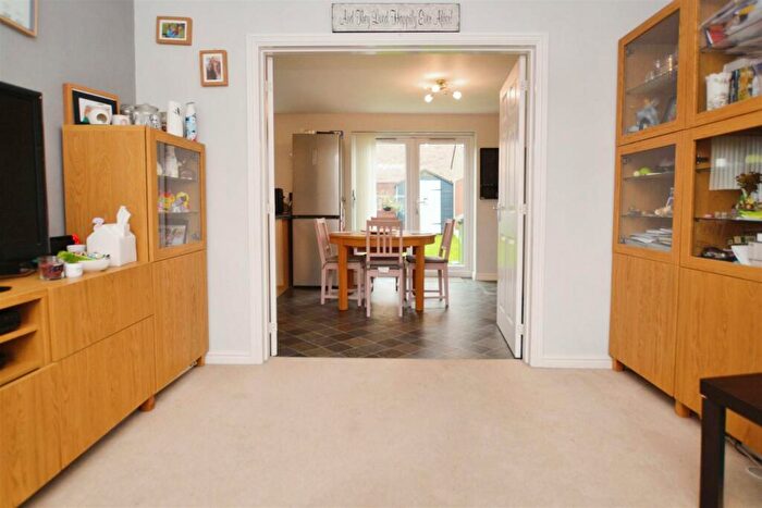 4 Bedroom Detached House For Sale In Brambling Way, Scunthorpe, DN16