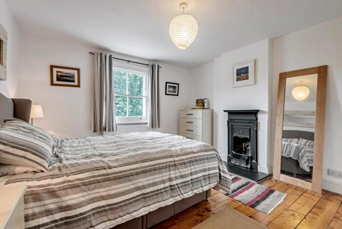 2 Bedroom Flat To Rent In Hillmarton Road, Hillmarton Conversation Area, Holloway, N7