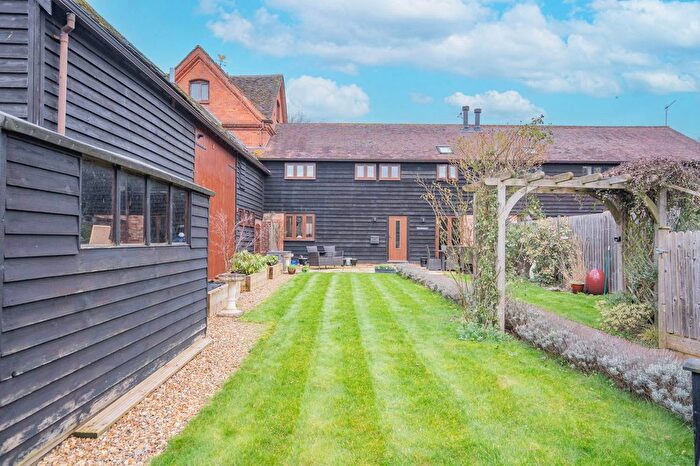 3 Bedroom Barn Conversion For Sale In Doddenham Hall, Doddenham, Broadwas, WR6