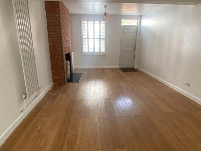 2 Bedroom End Of Terrace House To Rent In Station Road, Meopham, Gravesend, Kent, DA13