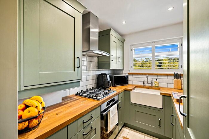2 Bedroom Detached Bungalow For Sale In Stonehall Road, Lydden, Dover, CT15