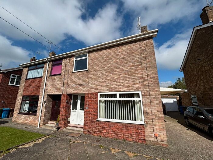 3 Bedroom Semi-Detached House To Rent In Manor Close, Beverley, East Riding Of Yorkshi, HU17