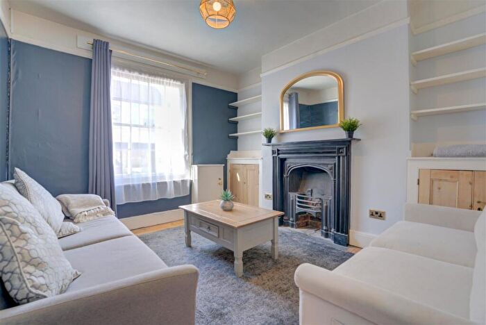 5 Bedroom House To Rent In Chandos Street, Leamington Spa, CV32