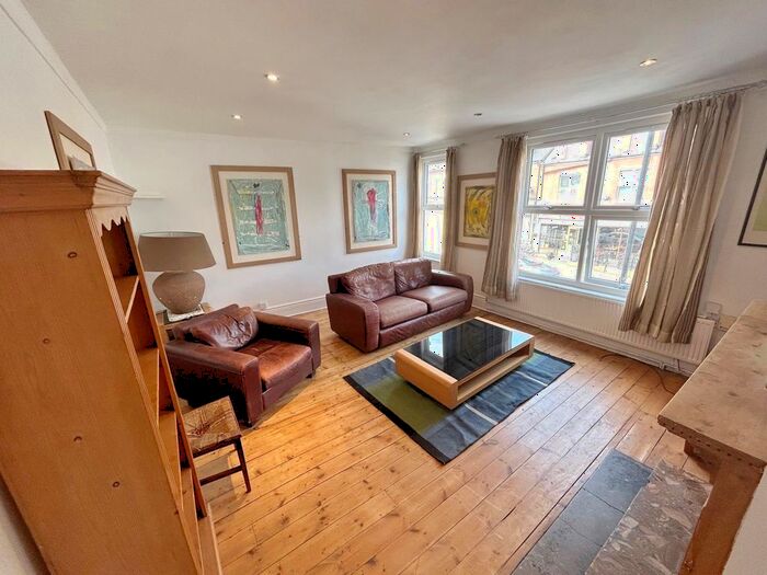 2 Bedroom Maisonette To Rent In Abbeydale Road, Sheffield, S7