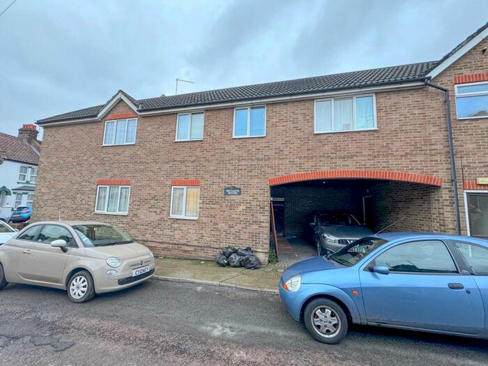 Studio To Rent In Heygate House, James Street, Rochester, ME1