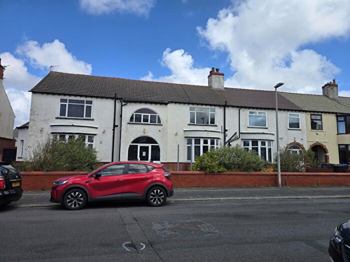 14 Bedroom End Of Terrace House For Sale In - Boscombe Road, Blackpool, Lancashire, FY4