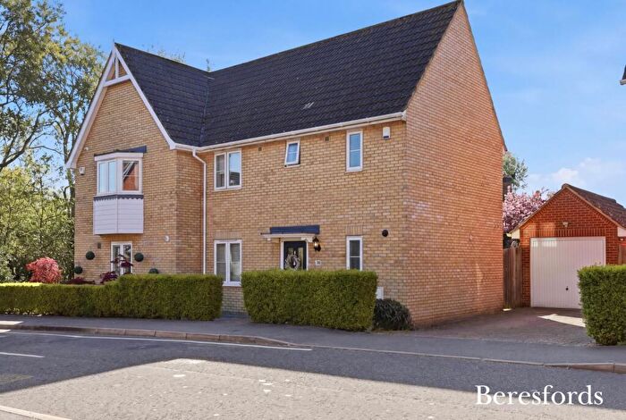 3 Bedroom Semi Detached House For Sale In Elm Road, Dunmow, CM6