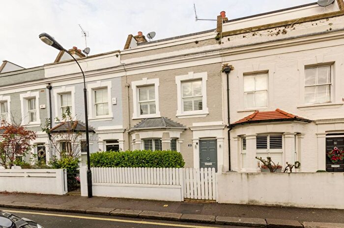 4 Bedroom Property To Rent In Novello Street, Parsons Green, London, SW6