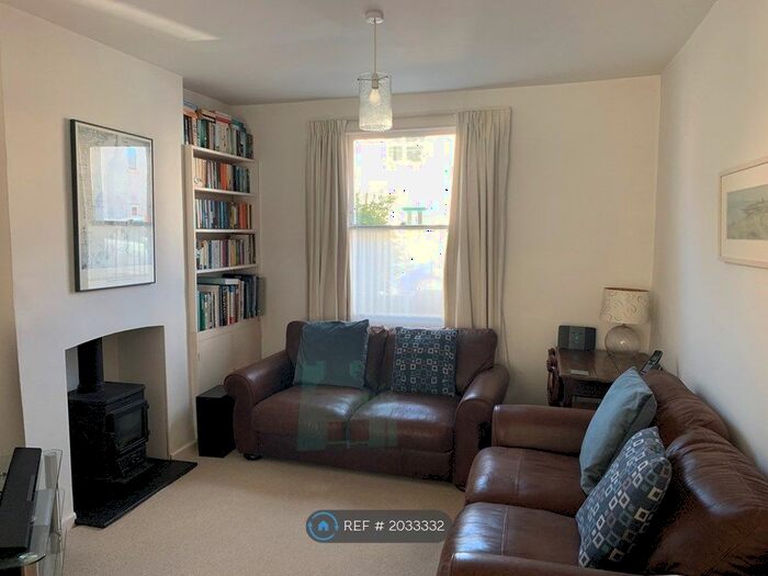 3 Bedroom Terraced House To Rent In Gardiner Street, Oxford, OX3