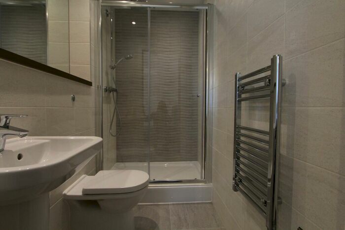 2 Bedroom Apartment For Sale In Water Street, Liverpool, L2