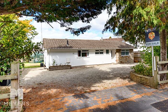 3 Bedroom Bungalow For Sale In Woolsbridge Road, St. Leonards, Ringwood, BH24