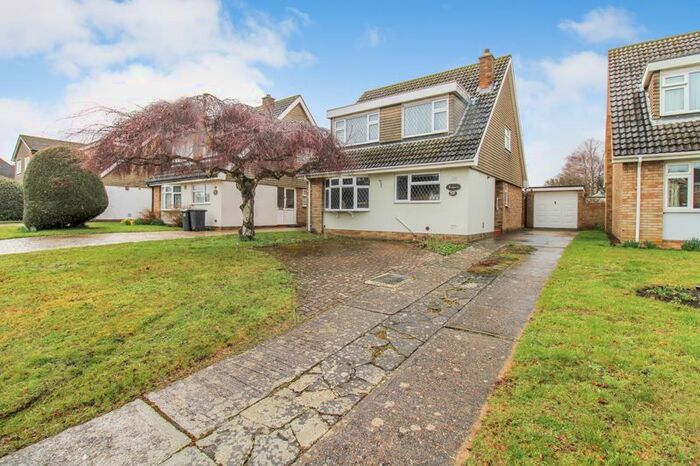 4 Bedroom Detached House To Rent In Station Road, Langford, SG18