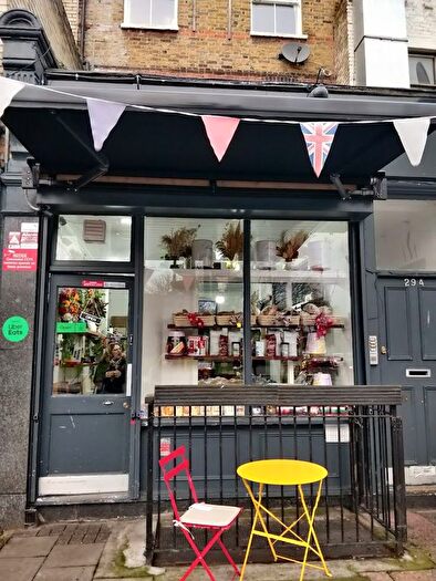 1 Bedroom Flat To Rent In Brixton Road, London, SW9