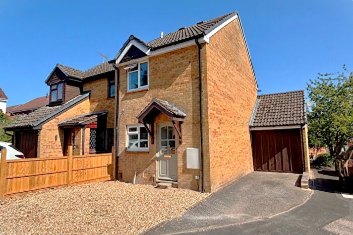 2 Bedroom Semi-Detached House To Rent In Conway Close, Chandler's Ford, Eastleigh, SO53