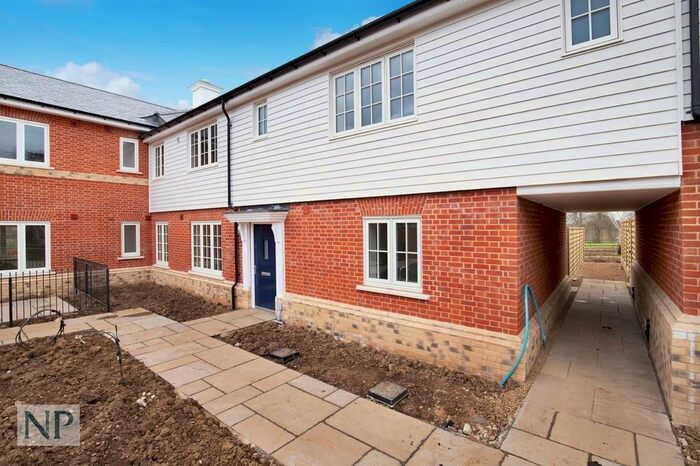 3 Bedroom Mews For Sale In Wakes Hall Park, CO6