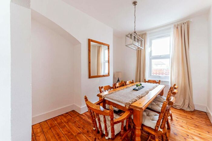 3 Bedroom End Of Terrace House To Rent In Cowper Avenue, Sutton, SM1