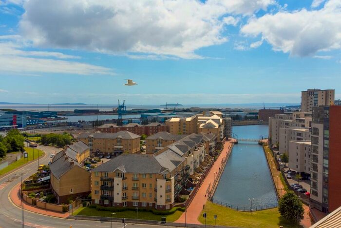 2 Bedroom Flat To Rent In Adventurer`s Quay, Cardiff Bay, CF10