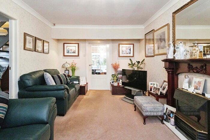 3 Bedroom Semi-Detached House For Sale In Newport Road, Haughton Green, Denton, Greater Manchester, M34