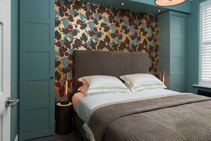 2 Bedroom Flat To Rent In Belford Road, Harrogate, North Yorkshire, HG1