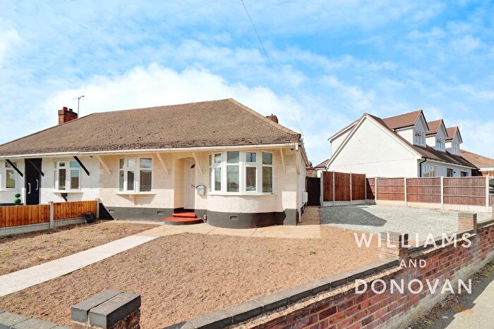 2 Bedroom Semi-Detached Bungalow For Sale In Appleton Road, South Benfleet, SS7