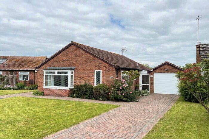 2 Bedroom Detached Bungalow For Sale In Bearcroft, Weobley, Hereford, HR4