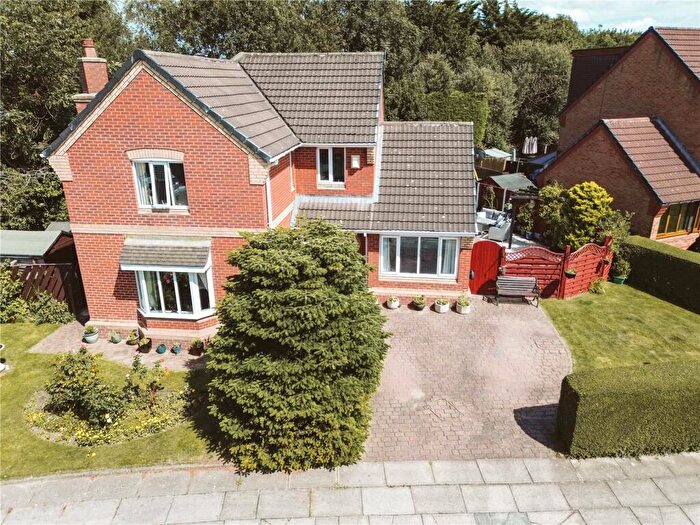4 Bedroom Detached House For Sale In Kempton Park Fold, Southport, Merseyside, PR8