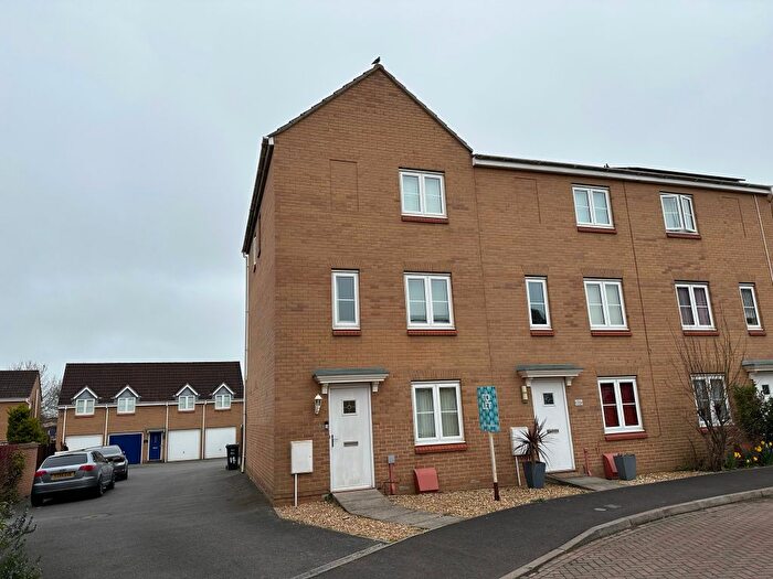 3 Bedroom End Terrace House To Rent In Chillingham Drove, Bridgwater, Somerset, TA6