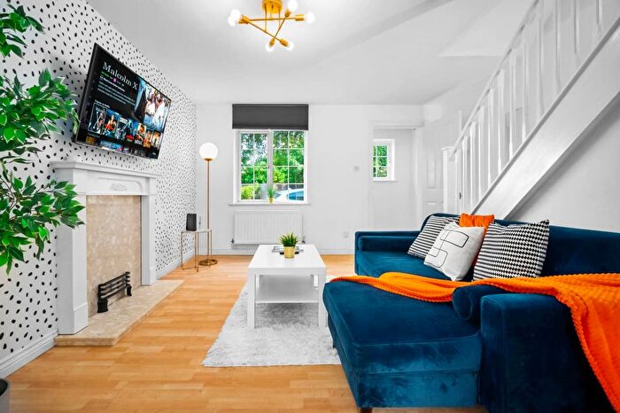 2 Bedroom Flat To Rent In Heneage Street, Birmingham, B7