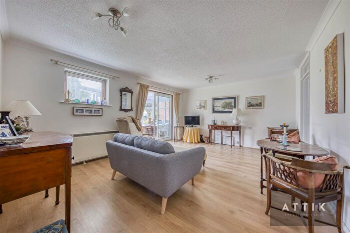 2 Bedroom Detached Bungalow For Sale In The Limes, London Road, Halesworth, IP19